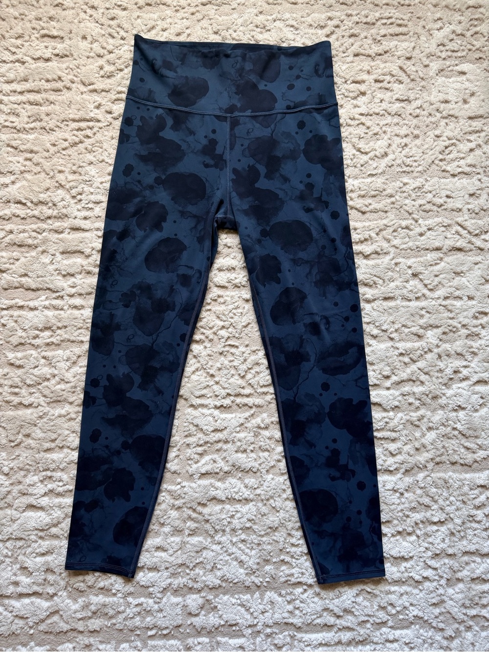 Vuori Black Camouflage-Print High-Rise Leggings